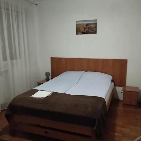 Pod Wyciagiem Hotel *